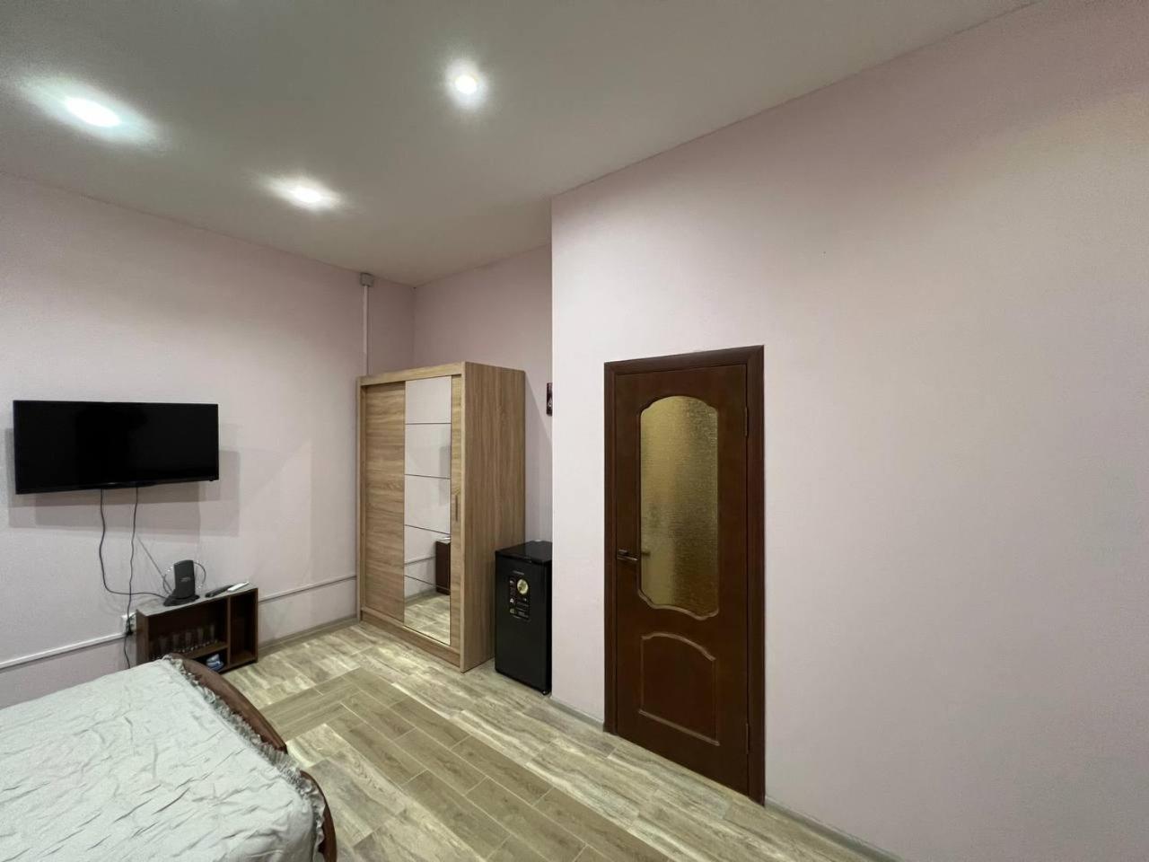 Seven Stars Motel ซูมี ภายนอก รูปภาพ