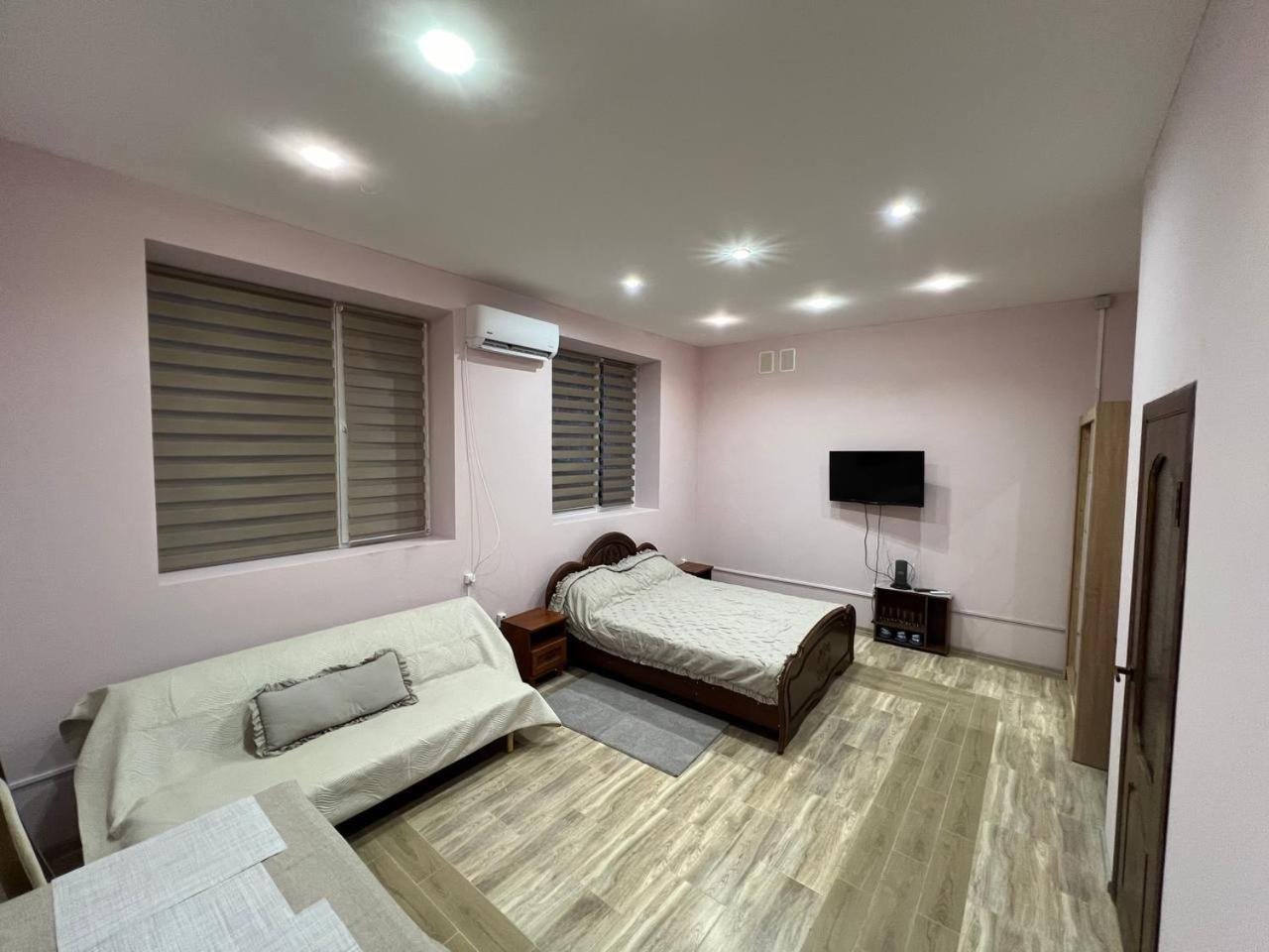 Seven Stars Motel ซูมี ภายนอก รูปภาพ